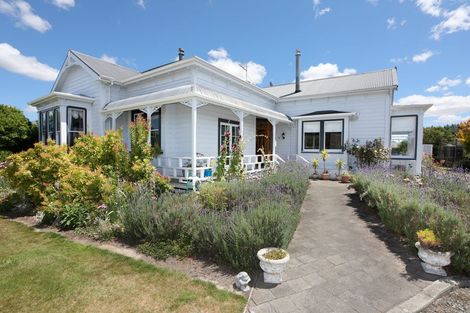 Photo of property in 84 Johnson Street, Bulls, 4818