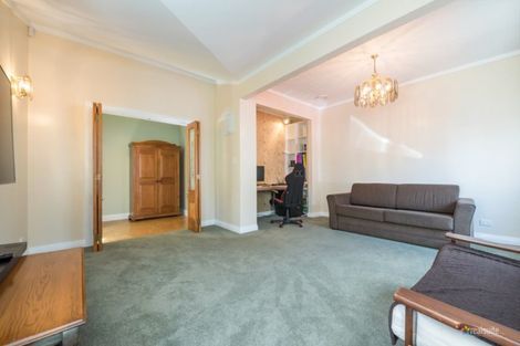 Photo of property in 25 Hinau Street, Woburn, Lower Hutt, 5010