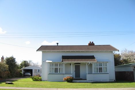 Photo of property in 13 Grey Street, Marton, 4710