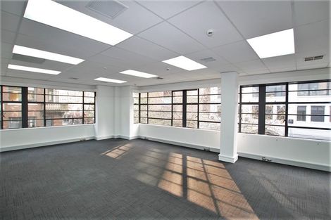 Photo of property in 112 Queen Street West, Levin, 5510