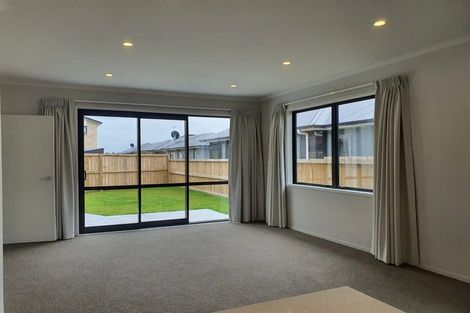 Photo of property in 1/35 North Ridge Drive, Rototuna North, Hamilton, 3210