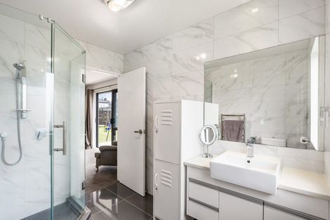 Photo of property in 5 Kahika Grove, Huapai, Kumeu, 0810