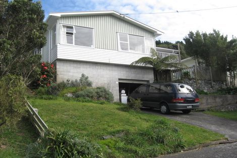 Photo of property in 22 Voltaire Street, Karori, Wellington, 6012