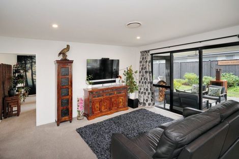 Photo of property in 11 Brantholme Place, Rangiora, 7400