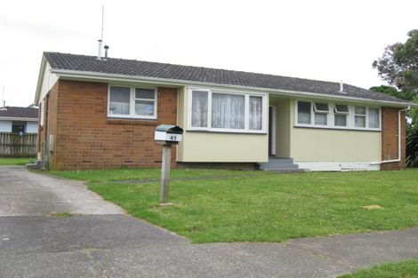 Photo of property in 41 Windrush Close, Mangere, Auckland, 2022