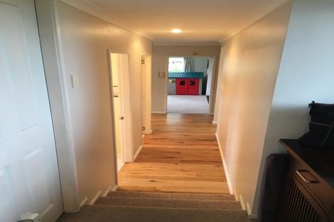 Photo of property in 138 Wiseley Road, West Harbour, Auckland, 0618