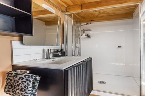 Photo of property in 31 Kapiti Crescent, Titahi Bay, Porirua, 5022