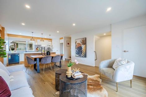 Photo of property in 7c Liston Street, Northcote, Auckland, 0627