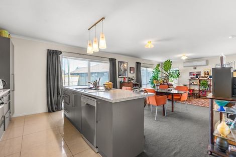 Photo of property in 21 Sirius Crescent, Rototuna North, Hamilton, 3210