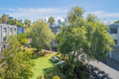 Photo of property in 15 Dovedale Place, Parnell, Auckland, 1010