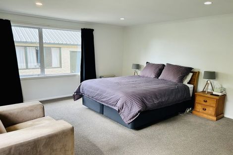 Photo of property in 60 Hounslow Street, Ilam, Christchurch, 8041