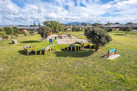 Photo of property in 25 Pharazyn Avenue, Waikanae Beach, Waikanae, 5036