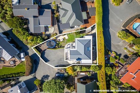 Photo of property in 26 Belleview Terrace, Mount Pleasant, Christchurch, 8081