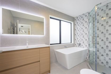 Photo of property in 3 Tagish Way, Orewa, 0931