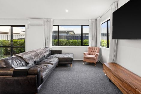 Photo of property in 140b Brookvale Road, Havelock North, 4130