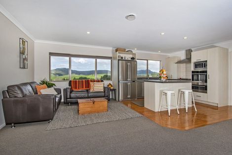 Photo of property in 256 Pataua South Road, Pataua South, Onerahi, 0192