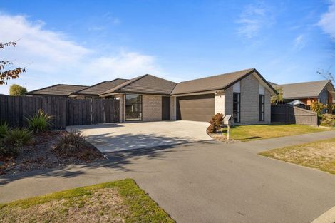 Photo of property in 116 Metehau Street, Marshland, Christchurch, 8083