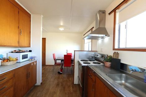 Photo of property in 2/1012 Plunket Street, Saint Leonards, Hastings, 4120