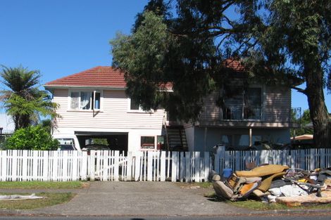 Photo of property in 14 Brains Road, Kelston, Auckland, 0602