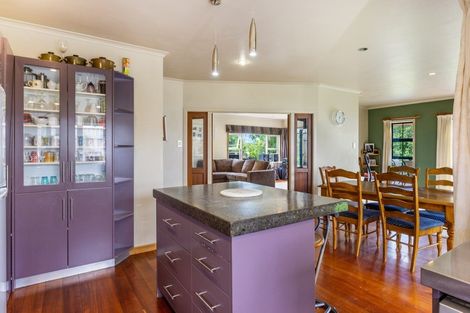Photo of property in 90 Tamatea Road, Taupo, 3330