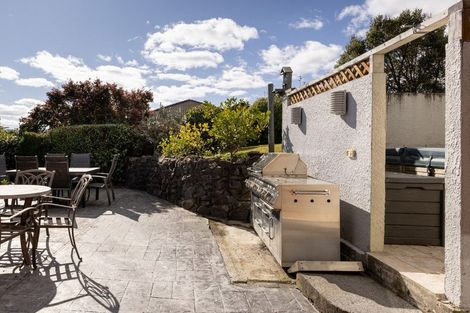 Photo of property in 26 Maddison Place, Welcome Bay, Tauranga, 3112