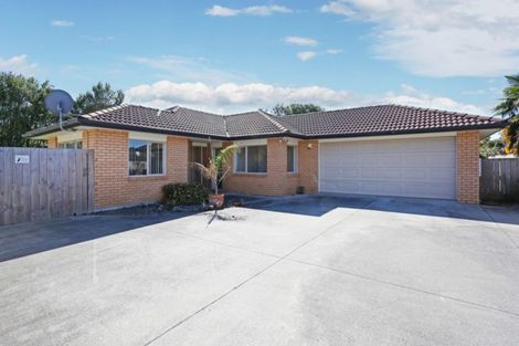 Photo of property in 12 Puketi Lane, Waiuku, 2123