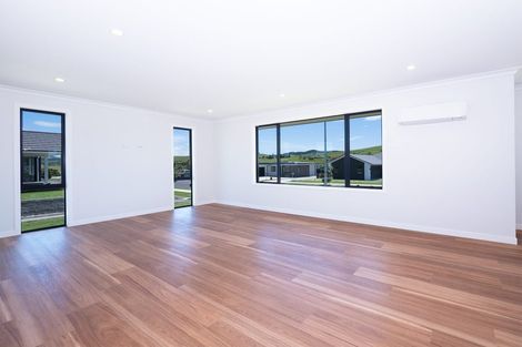 Photo of property in 35 Admiralty Drive, Haruru, 0204