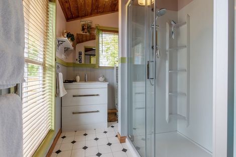 Photo of property in 4 Parekarangi Grove, Turangi, 3334