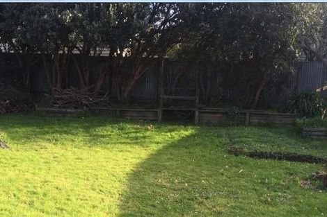 Photo of property in 46 Megan Avenue, Pakuranga Heights, Auckland, 2010