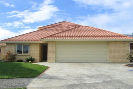 Photo of property in 23 Ruapehu Drive, Fitzherbert, Palmerston North, 4410