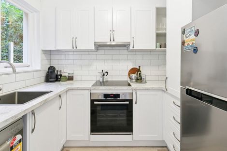 Photo of property in 3/31 Homebush Road, Khandallah, Wellington, 6035