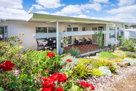 Photo of property in 109b King Street, Hikurangi, 0114