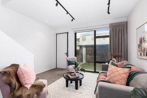 Photo of property in 1/149 Onepu Road, Lyall Bay, Wellington, 6022