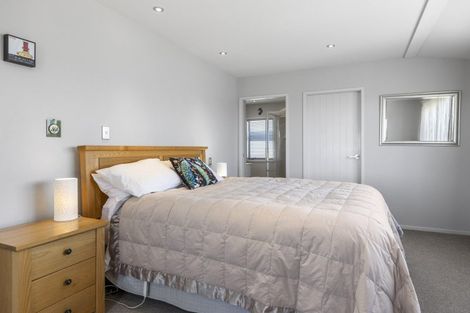 Photo of property in 26 Ernest Kemp Rise, Wharewaka, Taupo, 3330