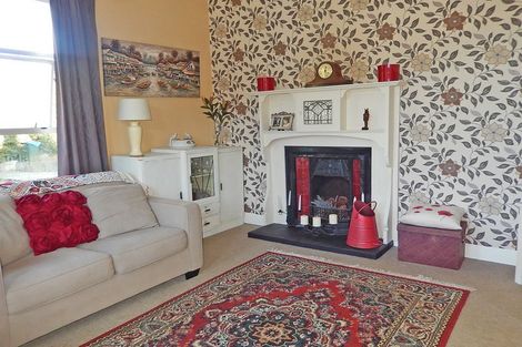 Photo of property in 1 Jessop Street, South Hill, Oamaru, 9400