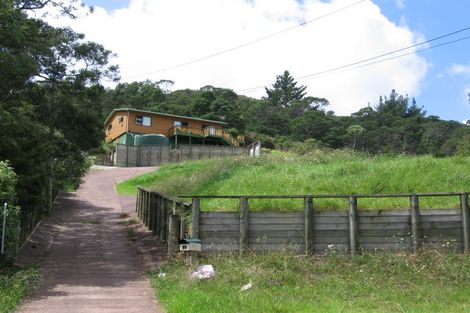 Photo of property in 61 Erua Road, Ostend, Waiheke Island, 1081