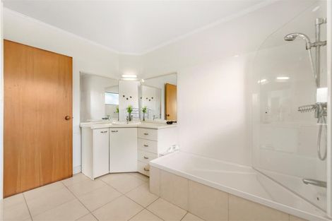 Photo of property in 33 Ngaparaoa Drive, Maketu, Te Puke, 3189