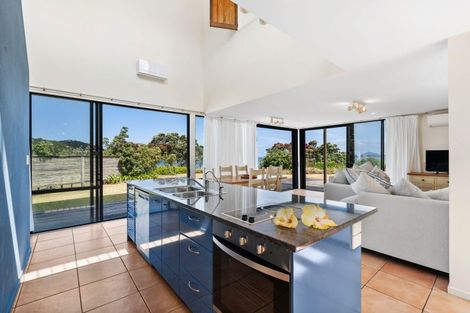 Photo of property in 16 Whangaumu Street, Tutukaka, Whangarei, 0173