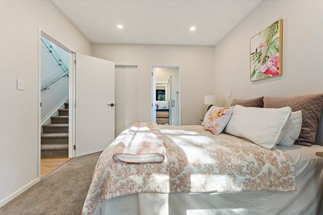 Photo of property in 2c Meadway, Sunnyhills, Auckland, 2010