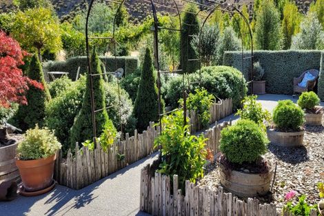 Photo of property in 115 Lowburn Valley Road, Lowburn, Cromwell, 9384