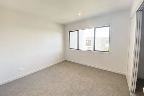 Photo of property in 36 Walter Merton Road, Hobsonville, Auckland, 0616