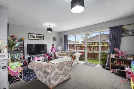 Photo of property in 2/3 Meadow Street, Papanui, Christchurch, 8052