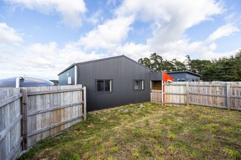 Photo of property in 370 Western Lake Road, Western Lake, Featherston, 5773