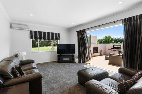 Photo of property in 16 Harpers Road, Loburn, Rangiora, 7472