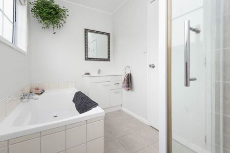 Photo of property in 1/34 Sunnyview Avenue, Shelly Park, Auckland, 2014