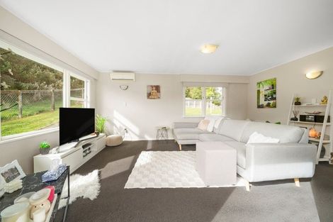Photo of property in 24 Omapere Street, Waitangirua, Porirua, 5024
