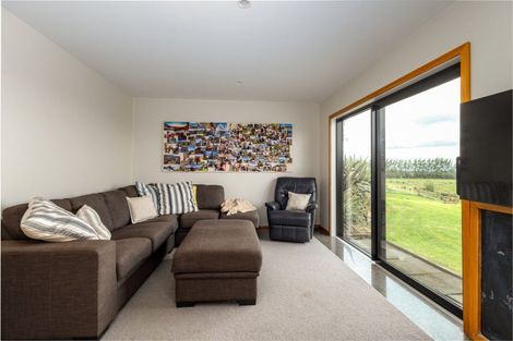 Photo of property in 49 Downs Road, Geraldine, 7991