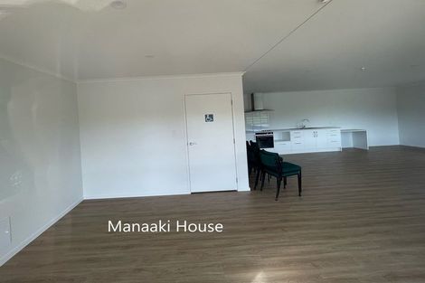 Photo of property in 27 Manaaki Circle, Paparoa, 0571