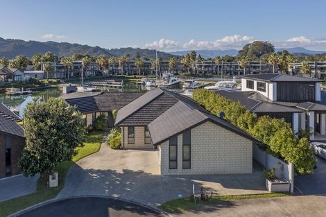 Photo of property in 10 Kelly Place, Whitianga, 3510