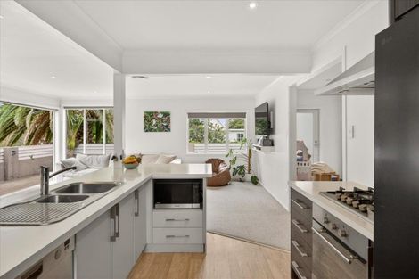 Photo of property in 17 Boucher Avenue, Te Puke, 3119